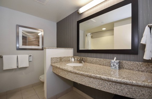 Concord Hotel | Courtyard Marriott Concord