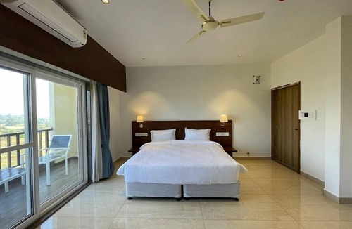 Belagavi Hotel | Courtyard Oasis