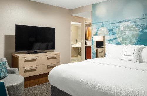 Paducah Hotel | Courtyard Paducah West