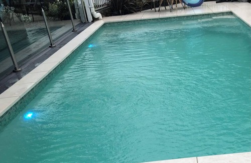 Carey Bay Apartment | Courtyard Pool Studio — Private Luxe Retreat.