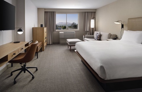 Burlingame Hotel | Courtyard San Francisco Airport Burlingame