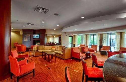 Wall Township Hotel | Courtyard Wall at Monmouth Shores Corporate Park