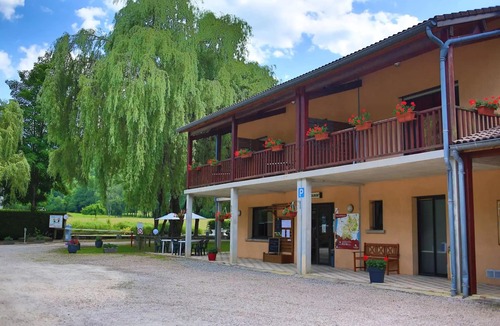 Oust House | COUSERANS MOBILE HOME with covered patio, sleeps 6