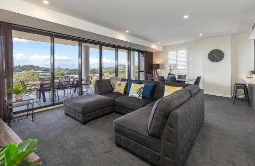 Forster Apartment | Cove 601