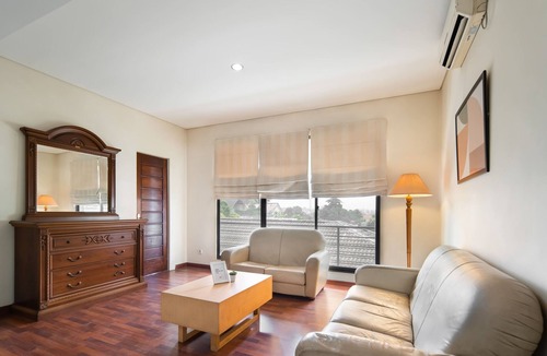 Ragunan Hotel | Cove Arimbi