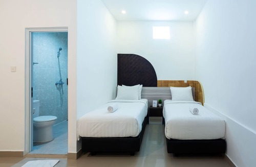 Pemecutan Kelod Hotel | Cove De Tinaya