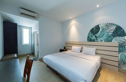Imam Bonjol Hotel | Cove Matahari Senja