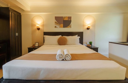 Denpasar Barat Hotel | Cove Premisol
