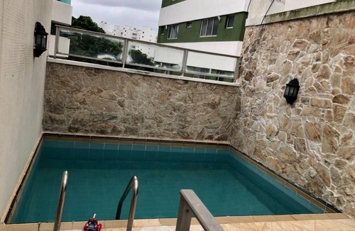 Vila Luis Antonio House | COVERAGE WITH PRIVATE POOL BUILDING IN FRONT OF THE SEA - SERV. BEACH -WI-FI.