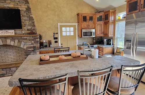Fishertown Cottage | Covered Bridge Cottage Near Historic Downtown Bedford
