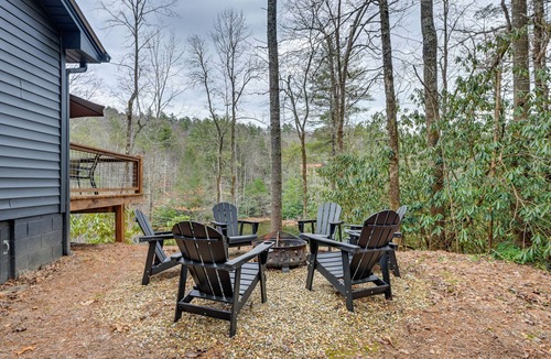 Cashiers Cabin | Covered Deck & Fire Pits: Cabin in Cashiers