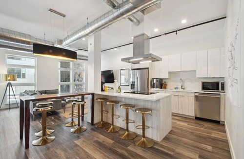 River North Art District Condo | Cowboy Muse | Spacious 3BR RiNo Loft | Walk to Mission Ballroom | Largest