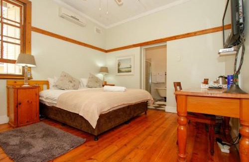 Essenwood Bed & Breakfast | Coweys Corner