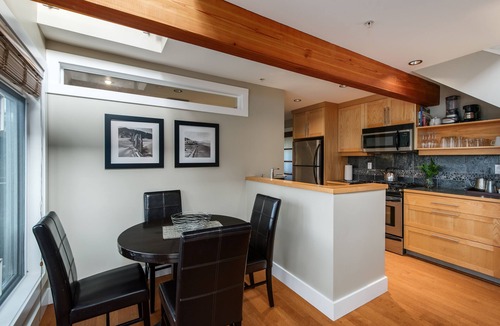 Tofino Hotel | Cox Bay Beach Resort