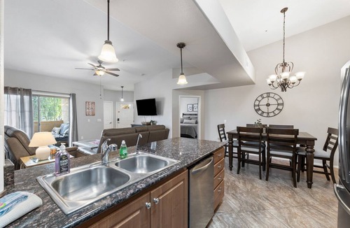 Parkwood Ranch Condo | Coyote Cactus Pool side 3/2