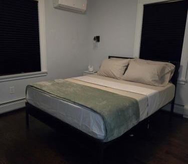 Westerleigh Apartment | Cozi Haven