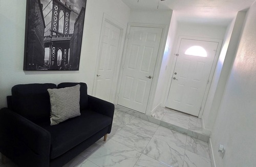 Sunrise Manor Apartment | Cozy 1-bedroom apartment in vibrant Las Vegas with WiFi, AC