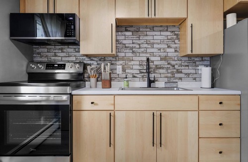 Williston Apartment | Cozy 1-bedroom apartment within walking distance of the Hospital.