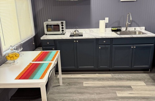 Oroville East Apartment | Cozy 1-bedroom apartment in serene Oroville with AC