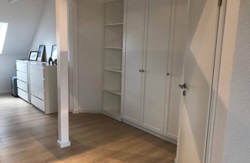 Stuttgart Apartment | Cozy 1-bedroom dublex-apartment in pleasant Stuttgart with AC