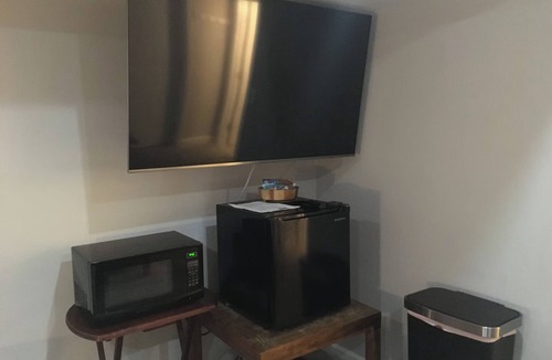 Peachtree City Apartment | Cozy 1-bedroom Studio in enchanting Peachtree City with AC