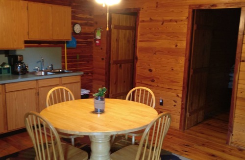 Mountain Pine Cabin | COZY #1 WATERFRONT LOG CABIN - COZY ACRES LODGE