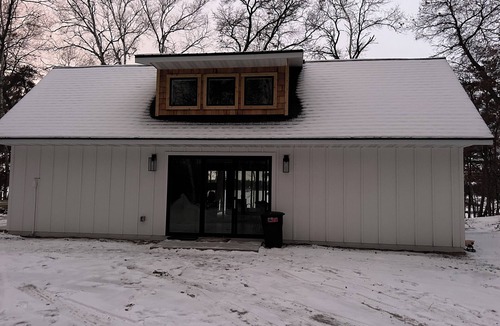 Ossipee Cabin | Cozy 2 bed/2 bath lakeside retreat w/3 season porch & firepit. Close to Nisswa