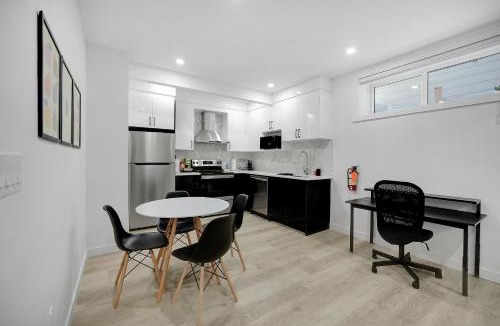 Southwest Calgary Apartment | Cozy 2 bed Basement in SW Calgary Close to Banff, Spruce Meadows