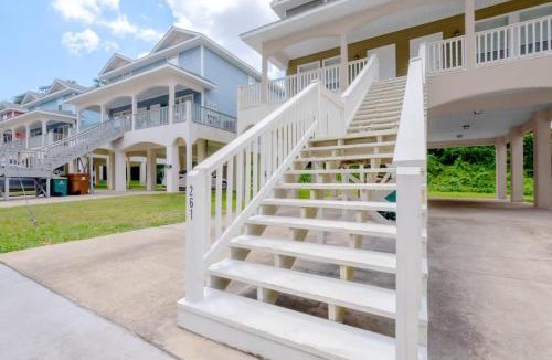 Biloxi House | Cozy 2 Bed Duplex Just Blocks from Downtown Biloxi!