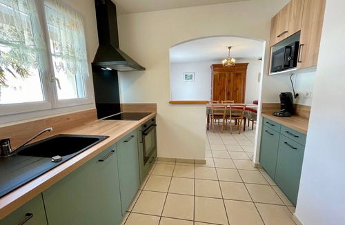 Bretignolles-sur-Mer House | Cozy 2-Bedroom House Near Beach with Enclosed Garden & Pet-Friendly