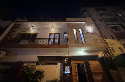 Gulshan-e-Iqbal Apartment | Cozy 2-Bed Portion at Gulshan Iqbal blk 7