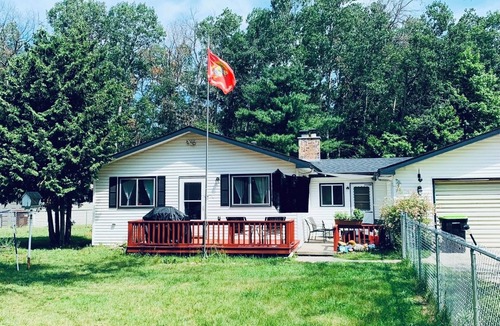 St. Helen House | Cozy 2 bedroom house easy access to trails and 2 private beaches!