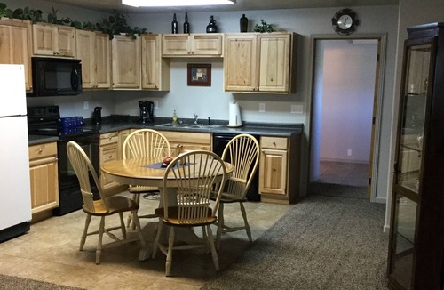 Thayne Apartment | Cozy 2-bedroom apartment MINUTES outside picturesque Star Valley Ranch