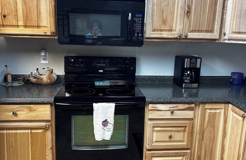 Thayne Apartment | Cozy 2-bedroom apartment MINUTES outside picturesque Star Valley Ranch