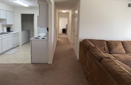 Corunna Apartment | Cozy 2 bedroom / 2 bathroom unit with all the comforts of home.