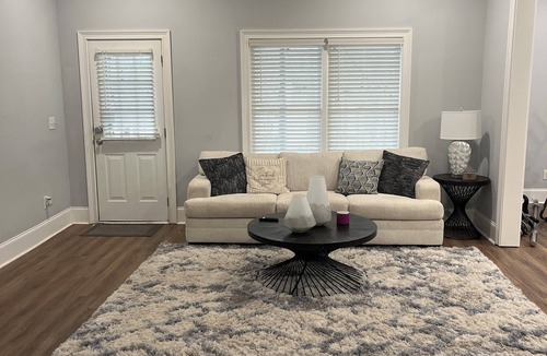 Alpharetta Apartment | Cozy 2-bedroom basement apartment in perfect Alpharetta with AC and theatre room