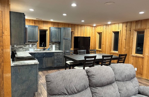 Solon Springs Cabin | Cozy 2-bedroom cabin near fabulous Barnes WI
