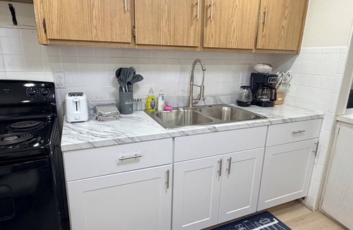 University House | Cozy 2-bedroom house in lovely Tampa with AC