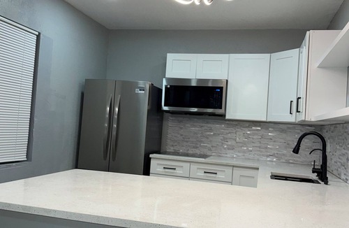 Town N County Park House | Cozy 2-bedroom house in pleasant Tampa with air conditioning