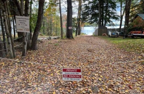 South Casco House | Cozy 2-bedroom Tiny Home with hot tub, A/C, boat ramp access to quiet lake