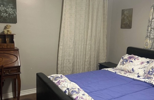 St. Catharines House | Cozy 2 bedroom with own bathroom