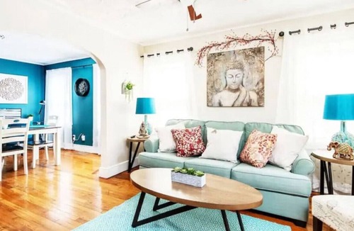 South Hyde Park Apartment | Cozy 2-in-1 Lovely Place