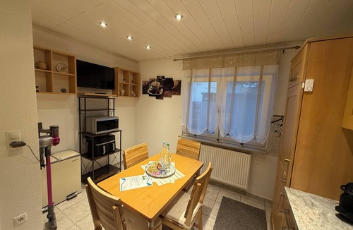Worms Apartment | Cozy 2 X room, kitchen bathroom apartment in the Karl Marx Siedlung in Worms ground floor