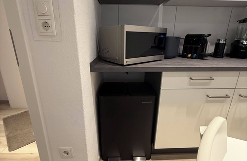 Worms Apartment | Cozy 2 X room, kitchen bathroom apartment in the Karl Marx Siedlung in Worms 1st floor