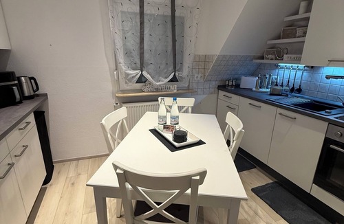Worms Apartment | Cozy 2 X room, kitchen bathroom apartment in the Karl Marx Siedlung in Worms 1st floor