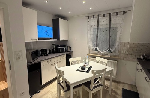 Worms Apartment | Cozy 2 X room, kitchen bathroom apartment in the Karl Marx Siedlung in Worms 1st floor