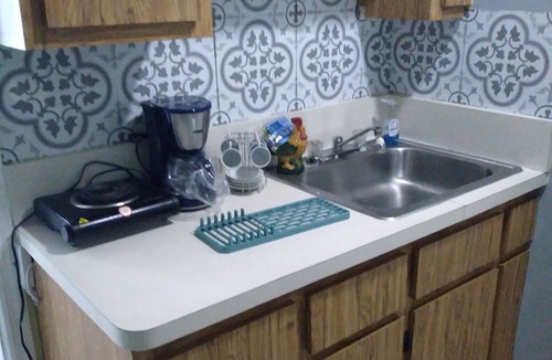 Cape Coral Apartment | cozy 25 minutes to fort mayer beach nice area close walmart