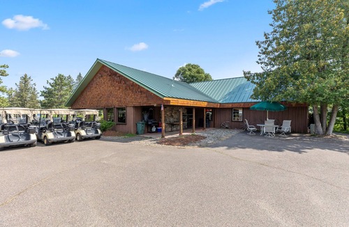 Breezy Point Cabin | Cozy 2BR Cabin with Sauna and Lake Access