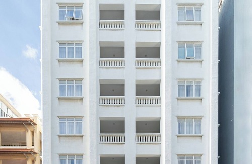 Chamkar Mon Apartment | Cozy 2BR Condo with Hardwood Floors & Rooftop Sunset View in Charming Phnom Penh