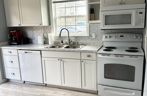 Smithfield House | Cozy | 2BR Duplex · Park & Splash Pad